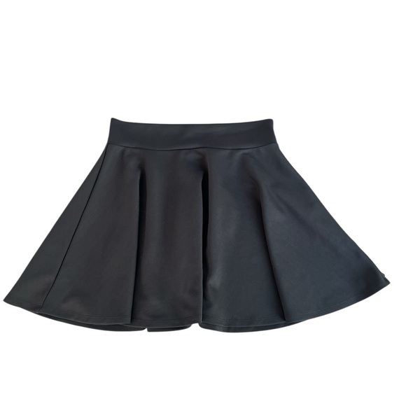 By Johnny Women’s Skirt Black Stretch Pull On Pleated Flowy A Line Size XL - Picture 2 of 7